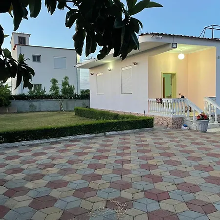 Relaxing House- Beach Plazhi San Pietro